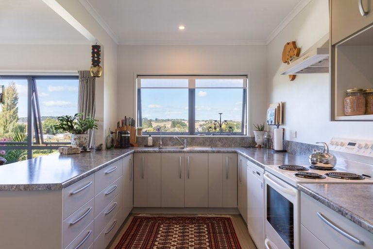 Photo of property in 68 Guy Street, Dannevirke, 4930