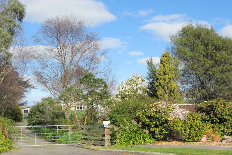 Photo of property in 9 Sicely Street, Marton, 4710