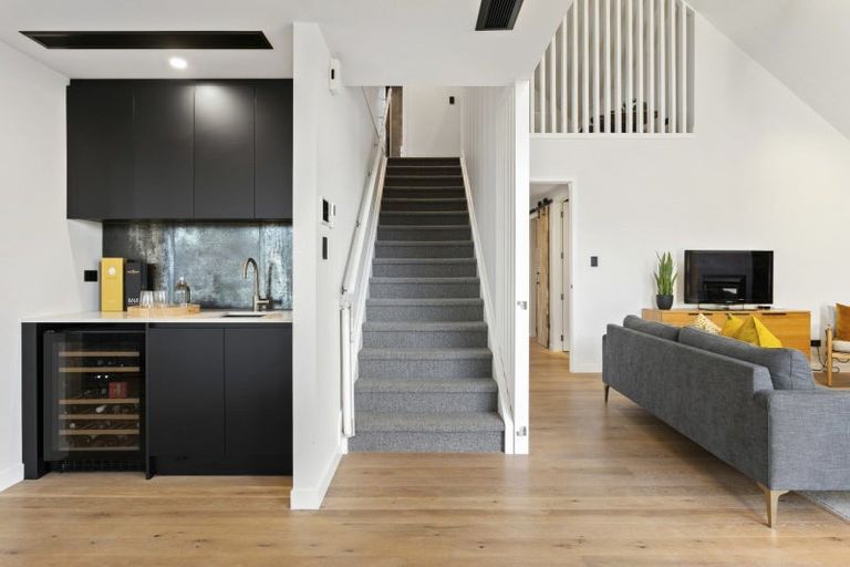 Photo of property in 7 Jack Seabrook Road, Hobsonville, Auckland, 0616