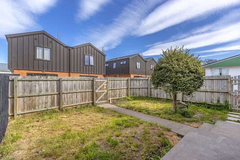Photo of property in 2/497 Gloucester Street, Linwood, Christchurch, 8011