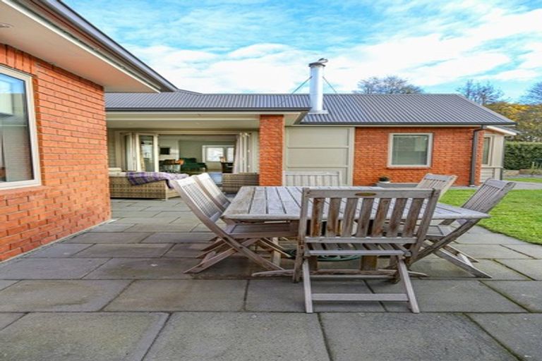 Photo of property in 23 Cathcart Crescent, Prebbleton, 7604