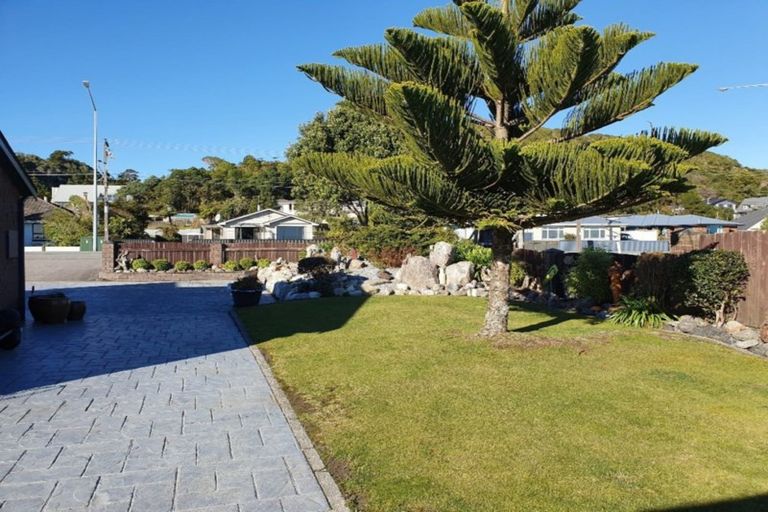 Photo of property in 112 Main Road South, Karoro, Greymouth, 7805