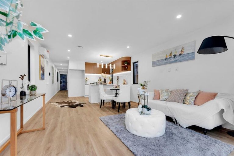 Photo of property in 33 John Gray Street, Papakura, 2110