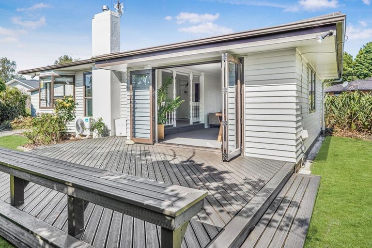 Photo of property in 16 Morris Road, Hillcrest, Hamilton, 3216