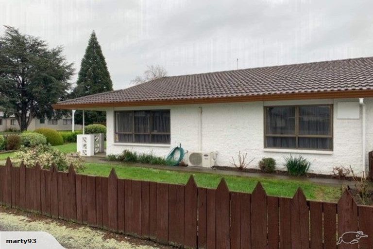 Photo of property in 44 Maxwell Road, Blenheim, 7201