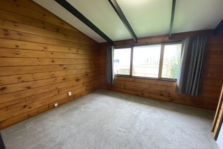 Photo of property in 26 Seaview Road, Glenfield, Auckland, 0629