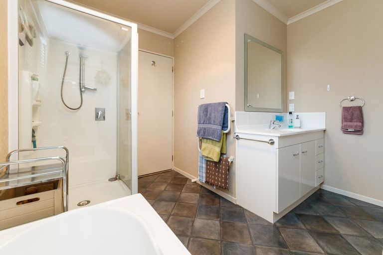 Photo of property in 66 Branigan Parade, Kelvin Grove, Palmerston North, 4414