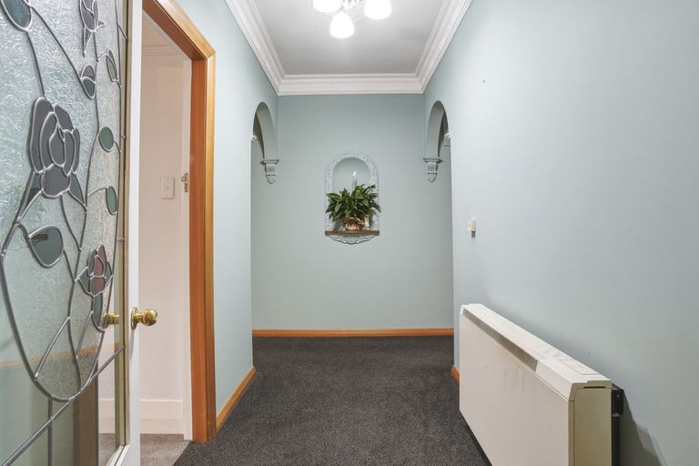 Photo of property in 360 Kaikorai Valley Road, Bradford, Dunedin, 9011