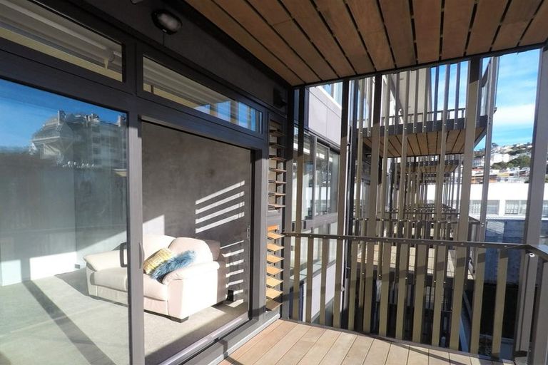 Photo of property in Vedado Apartments, 207/41u Hopper Street, Mount Cook, Wellington, 6011