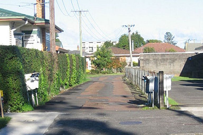 Photo of property in 1/21 Hoteo Avenue, Papatoetoe, Auckland, 2025