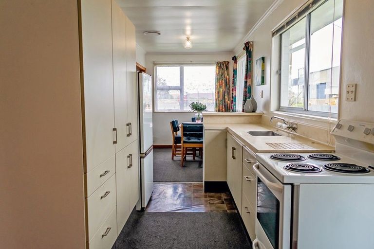 Photo of property in 30 Gimblett Street, Waikiwi, Invercargill, 9810
