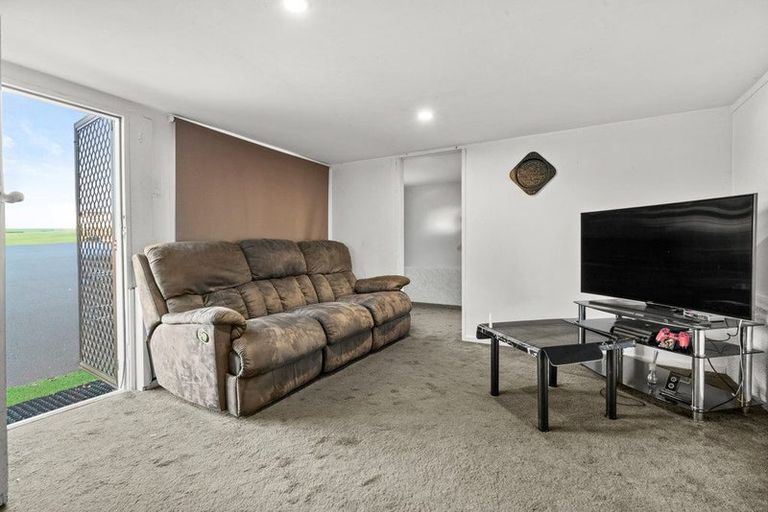 Photo of property in 40d Tomo Street, New Lynn, Auckland, 0600