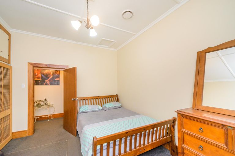 Photo of property in 97 Featherston Street, Takaro, Palmerston North, 4412