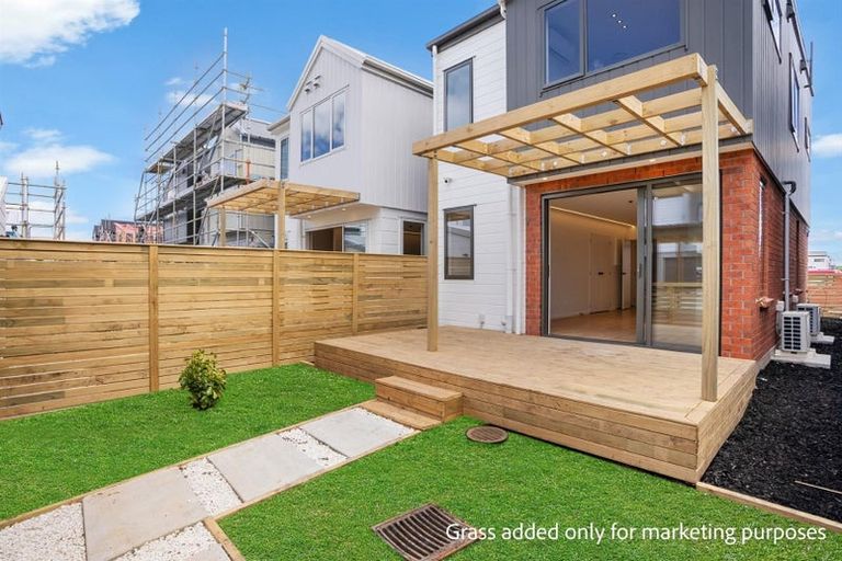 Photo of property in 18 Corporal Street, Papakura, 2110