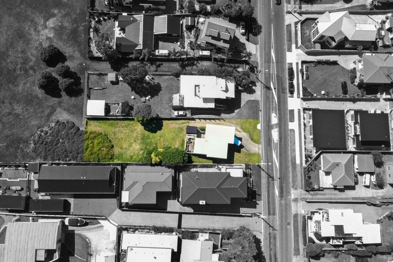 Photo of property in 1017 Papamoa Beach Road, Papamoa Beach, Papamoa, 3118
