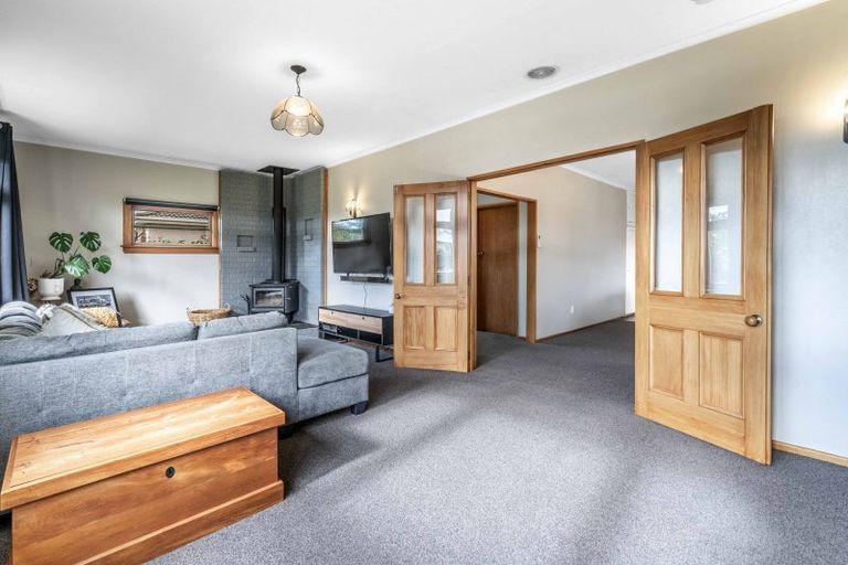 Photo of property in 17 Renfrew Street, Waikiwi, Invercargill, 9810