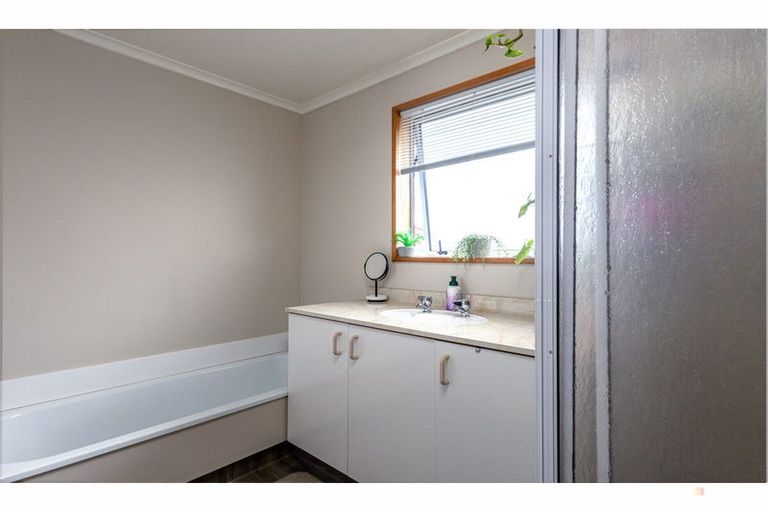 Photo of property in 1 Short Street, Marchwiel, Timaru, 7910
