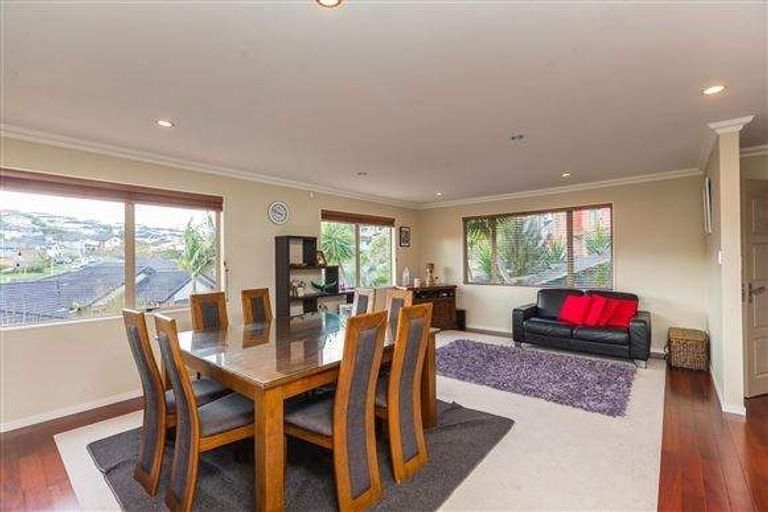 Photo of property in 9 Hornsey Avenue, Henderson, Auckland, 0612