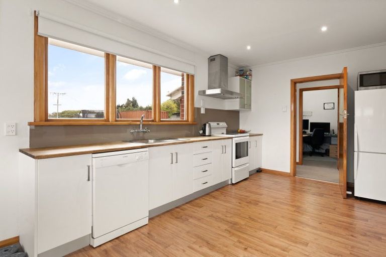 Photo of property in 288 Main Road South, Green Island, Dunedin, 9018