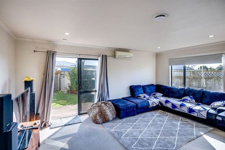 Photo of property in 104a Murphy Road, Taradale, Napier, 4112