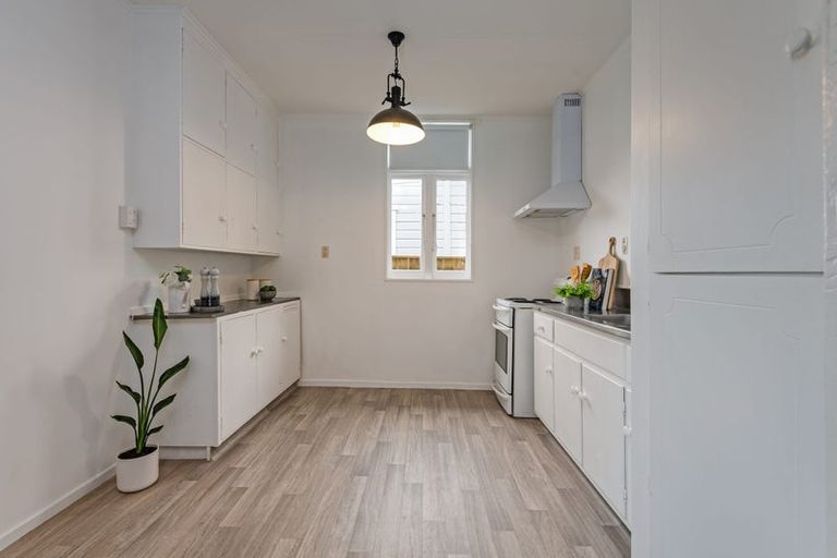 Photo of property in 6 Keith Street, Roslyn, Palmerston North, 4414