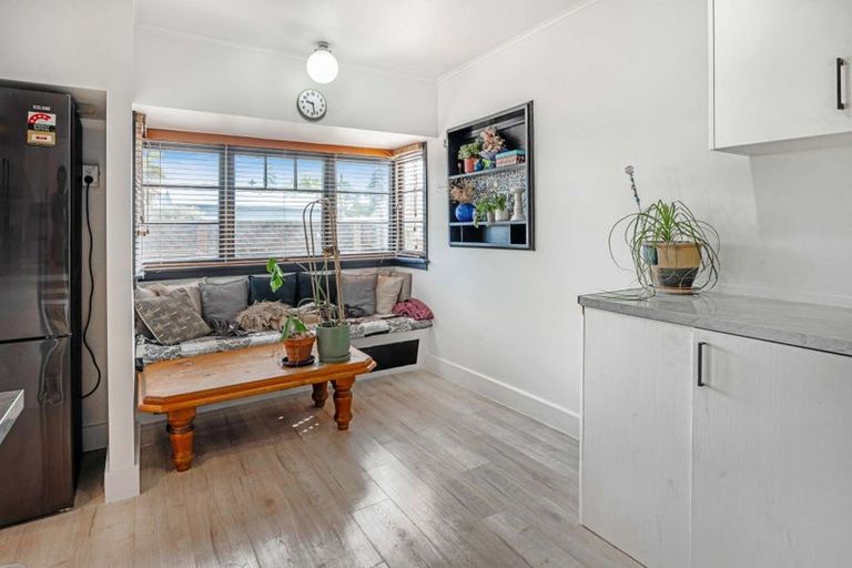 Photo of property in 30 Eltham Road, Blenheim, 7201