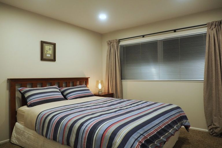 Photo of property in 8 Amner Place, Bluff Hill, Napier, 4110