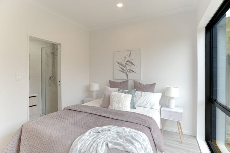 Photo of property in 61a Hillcrest Road, Papatoetoe, Auckland, 2025