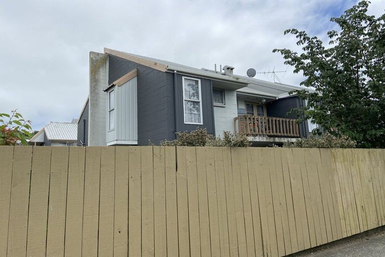 Photo of property in 1/11 Rotoiti Street, Johnsonville, Wellington, 6037