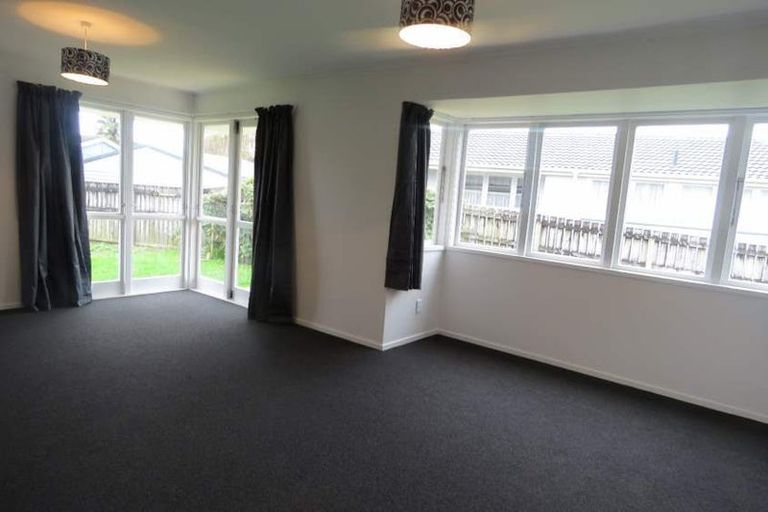 Photo of property in 15 Huia Street, Waiuku, 2123
