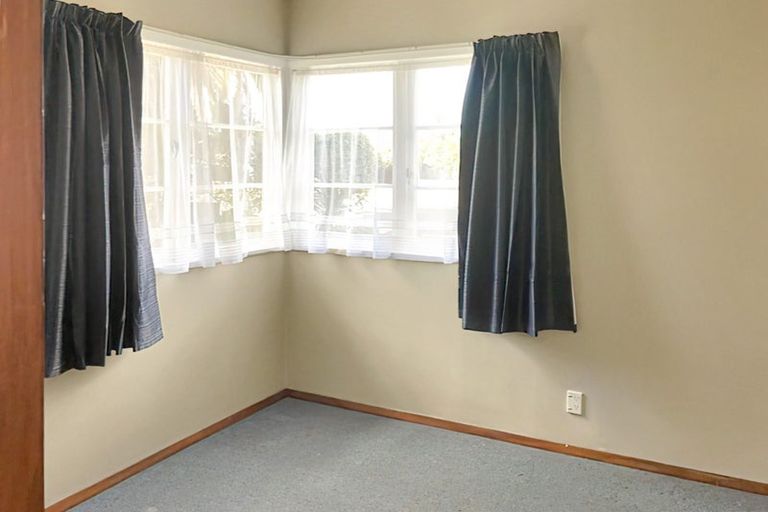 Photo of property in 303 College Street, West End, Palmerston North, 4410