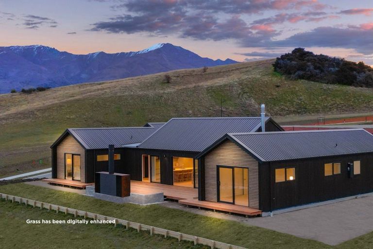 Photo of property in Northlake, 6 Carrickmore Crescent, Wanaka, 9305