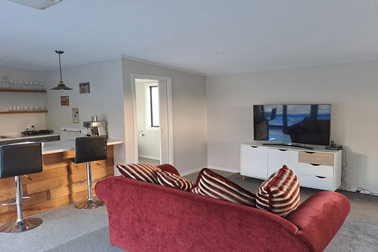 Photo of property in 14b Rennell Street, Frankleigh Park, New Plymouth, 4310