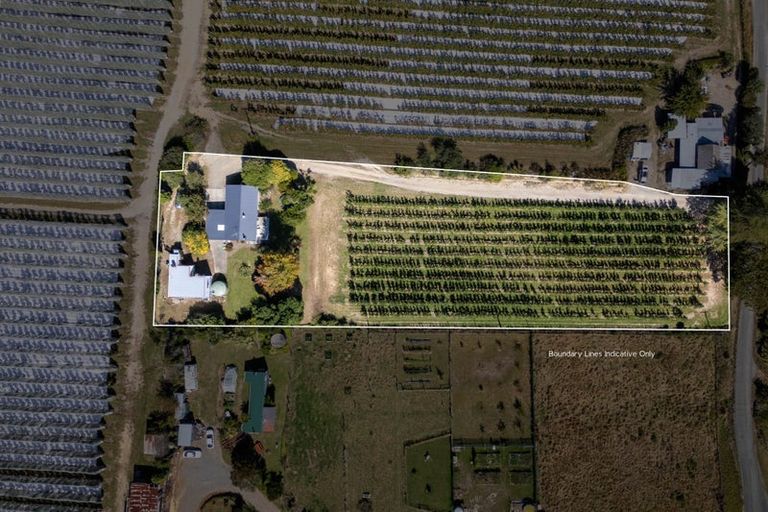 Photo of property in 89 Weka Road, Tasman, Upper Moutere, 7175
