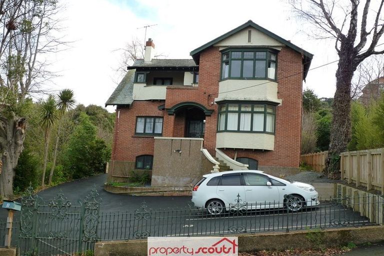 Photo of property in 2 Heriot Row, Dunedin Central, Dunedin, 9016
