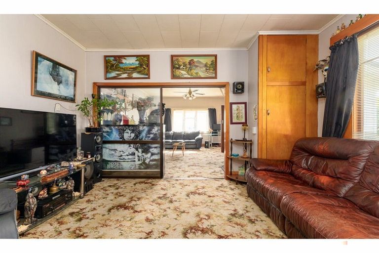 Photo of property in 14 Waimate Highway, Saint Andrews, 7988