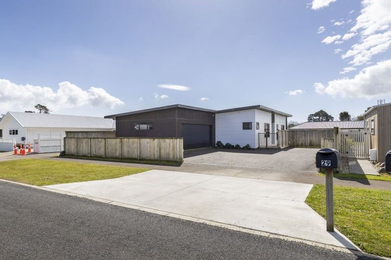 Photo of property in 29 Smith Street, Lepperton, New Plymouth, 4373