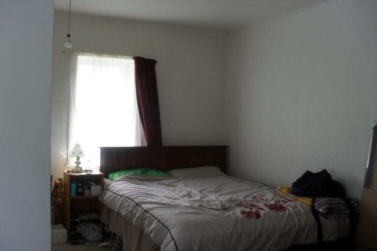 Photo of property in 38 Sunshine Avenue, Karori, Wellington, 6012