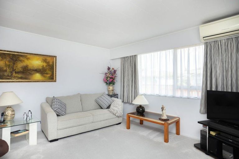 Photo of property in 14 Hamlet Street, Dannevirke, 4930