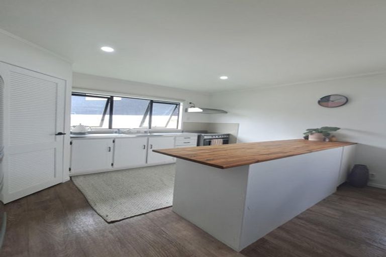 Photo of property in 8 Pacific Street, Waiuku, 2123