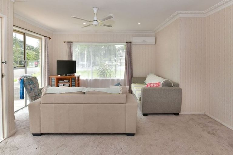 Photo of property in 1/486 Hibiscus Coast Highway, Orewa, 0931