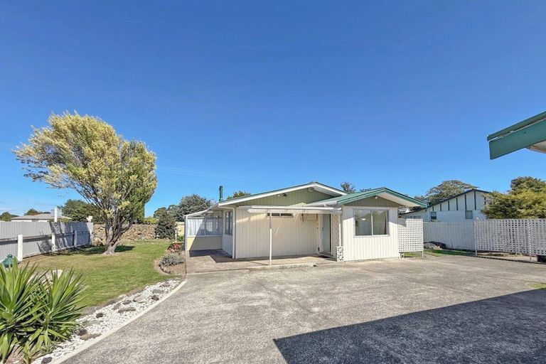 Photo of property in 1 Otanga Street, Dannevirke, 4930