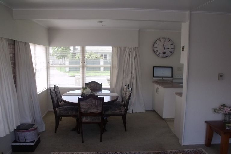 Photo of property in 3 Elliott Street, Taradale, Napier, 4112