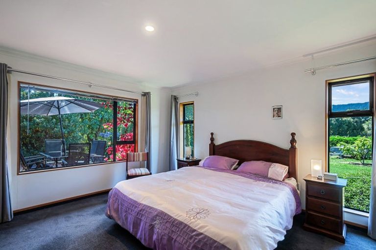 Photo of property in 51 Pohutukawa Drive, Levin, 5571