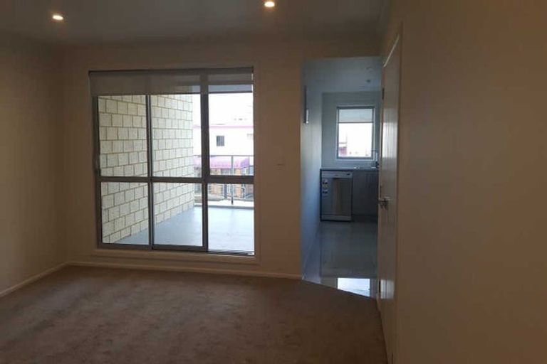 Photo of property in 7u4 Vialou Street, Hamilton Central, Hamilton, 3204