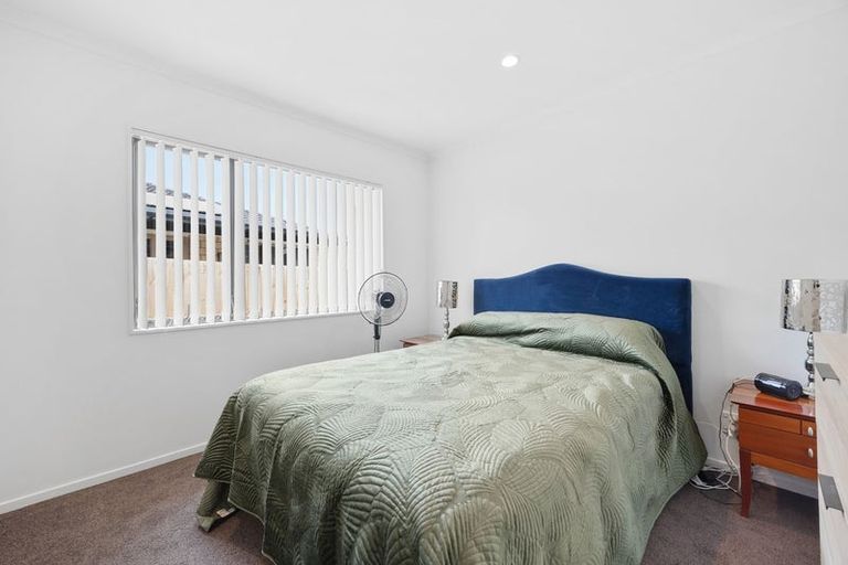 Photo of property in 9 Starlight Cove, Hobsonville, Auckland, 0618