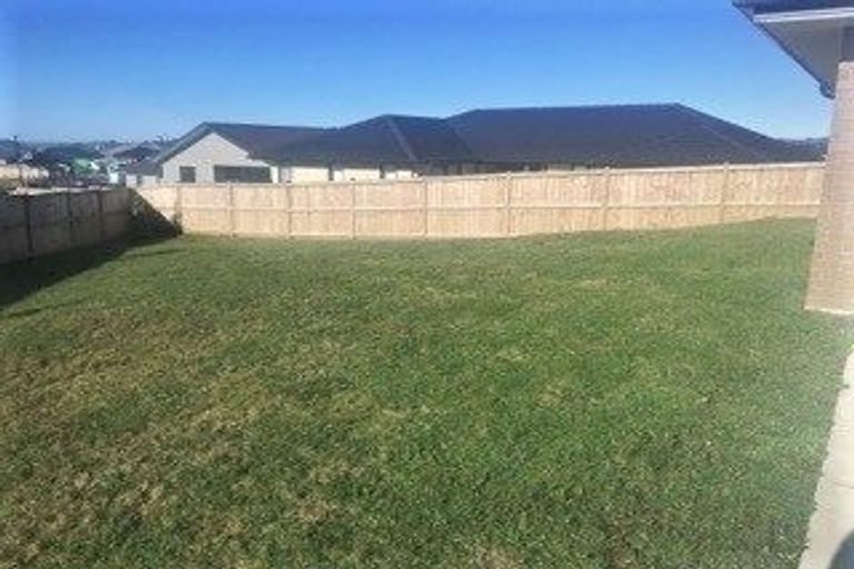 Photo of property in 4 Balmore Crescent, Pokeno, 2402