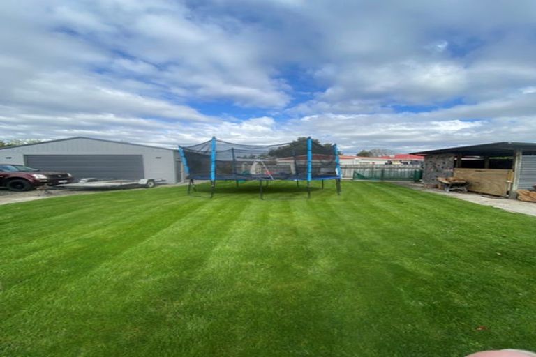 Photo of property in 71 Kettle Avenue, Awapuni, Palmerston North, 4412