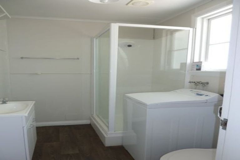 Photo of property in 36 Roche Avenue, Upper Riccarton, Christchurch, 8041