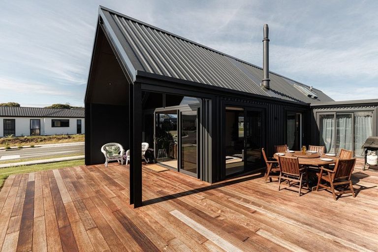 Photo of property in 18 Wakanini Place, Mapua, 7005